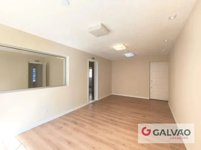 Sala para alugar, no bairro Centro em Curitiba