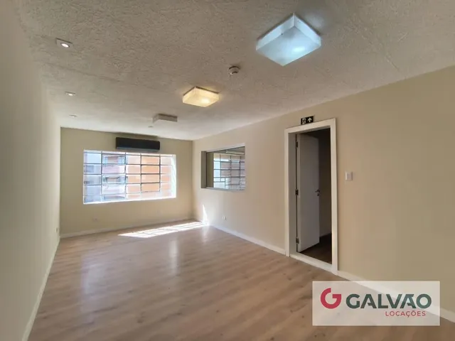Sala para alugar, no bairro Centro em Curitiba