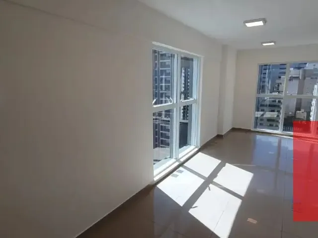 Sala para alugar, no bairro Batel em Curitiba