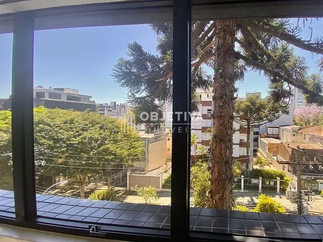 Sala com 43m², à venda, no bairro Petrópolis em Porto Alegre
