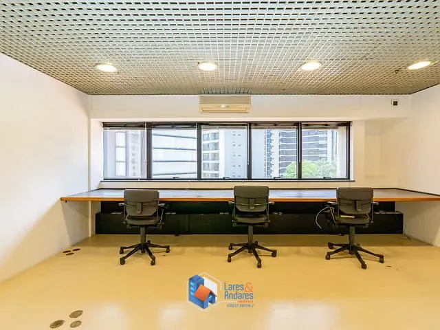 Sala com 45m², à venda, no bairro Vila Olímpia em São Paulo