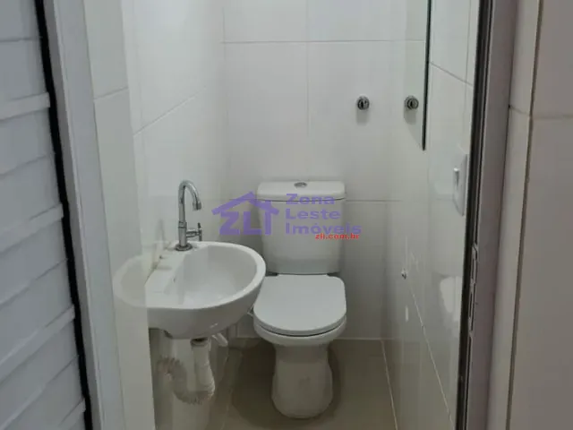 Sala com 32m², para alugar, no bairro Vila Prudente em São Paulo