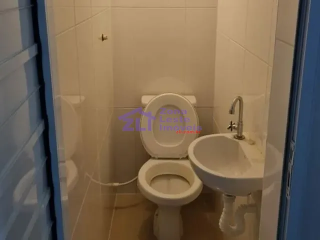 Sala com 32m², para alugar, no bairro Vila Prudente em São Paulo