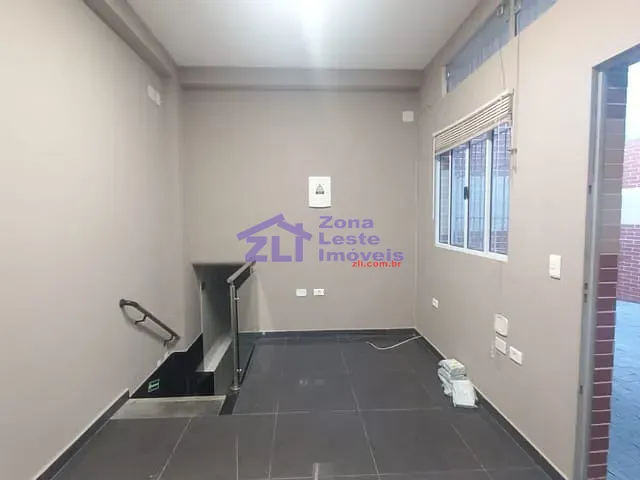 Sala com 32m², para alugar, no bairro Vila Prudente em São Paulo