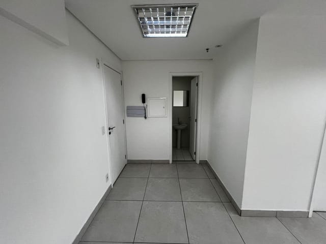 Foto do Conjunto comercial - conjunto/comercial 65m², av nacoes unidas/Jardim Dom Bosco – 65m² com Sacada e Área Verde | Paulista Imóveis