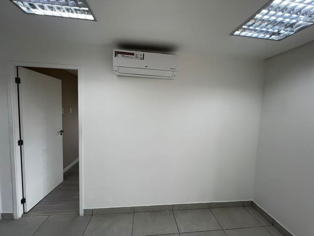 Foto do Conjunto comercial - conjunto/comercial 65m², av nacoes unidas/Jardim Dom Bosco – 65m² com Sacada e Área Verde | Paulista Imóveis