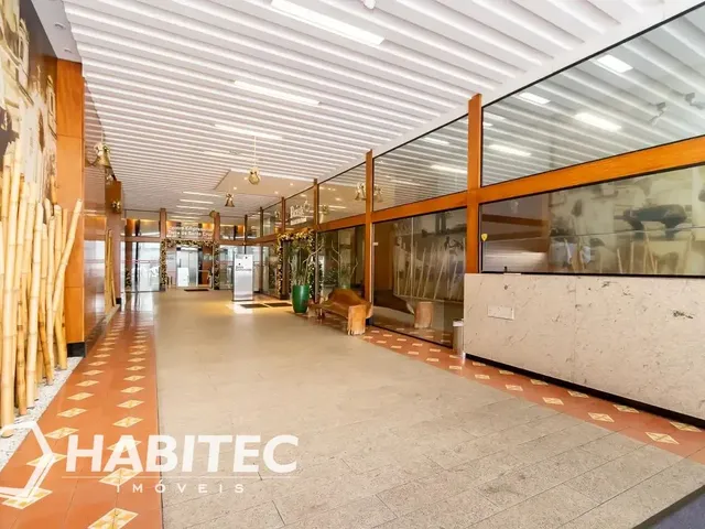 Sala à venda, no bairro Batel em Curitiba