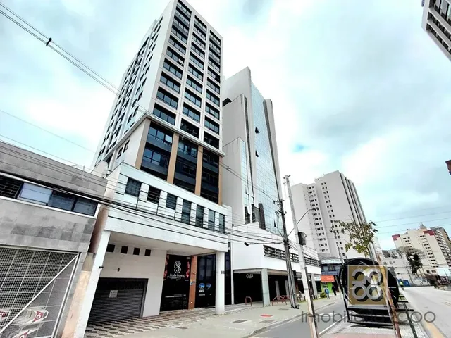 Sala para alugar, no bairro Água Verde em Curitiba