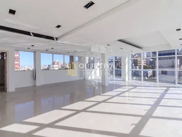 Sala para alugar, no bairro Petrópolis em Porto Alegre