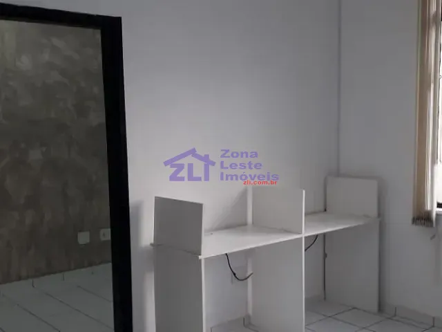 Sala com 28m², para alugar, no bairro Quarta Parada em São Paulo