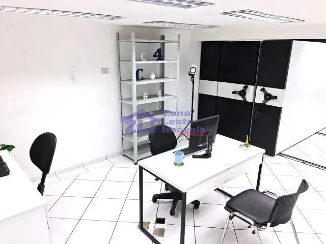 Sala para alugar, no bairro Vila Bancária em São Paulo