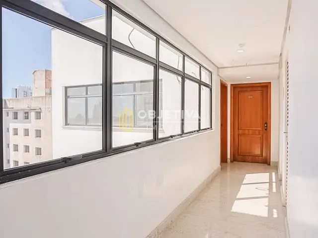 Sala com 95m², para alugar, no bairro Petrópolis em Porto Alegre