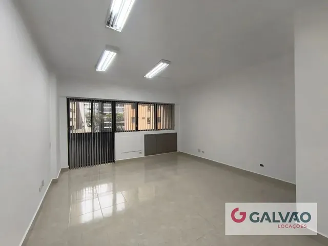 Sala para alugar, no bairro Centro em Curitiba