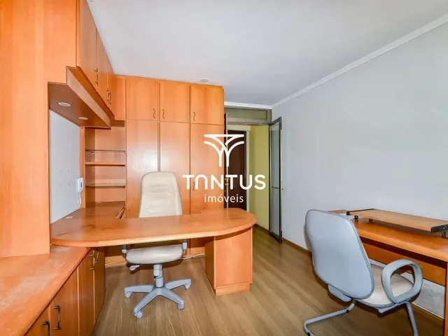 Sala à venda, no bairro Centro em Curitiba