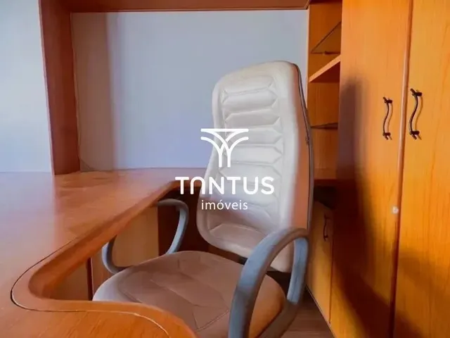 Sala à venda, no bairro Centro em Curitiba