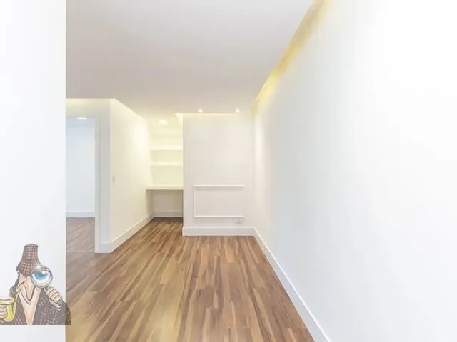 Sala à venda, no bairro Água Verde em Curitiba