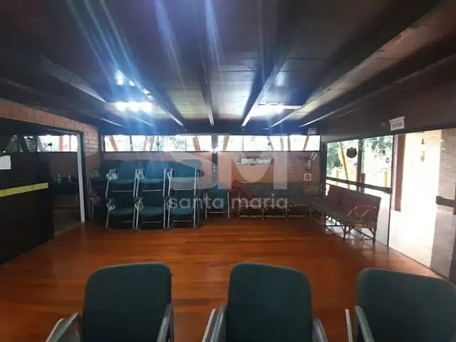Sala com 481m², para alugar, no bairro Esplanada em Chapecó