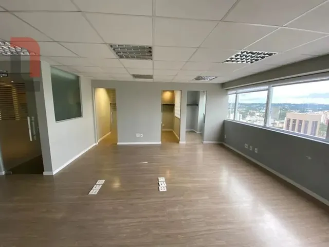 Sala para alugar, no bairro Centro Cívico em Curitiba