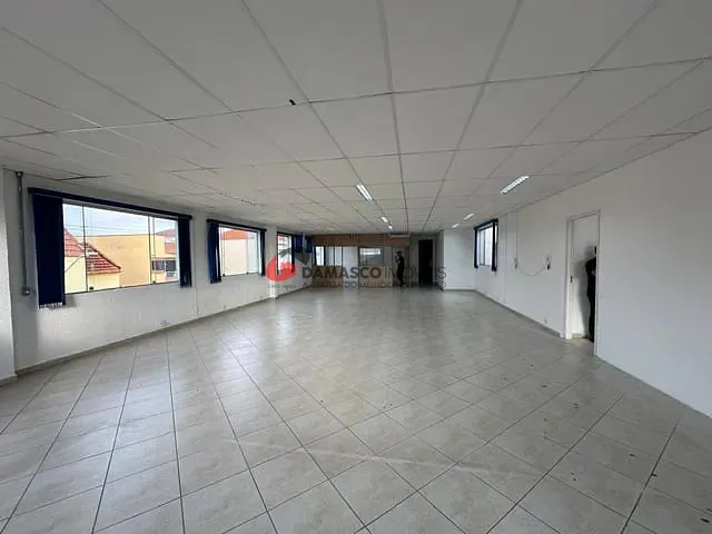 Sala com 200m², para alugar, no bairro Barcelona em São Caetano do Sul