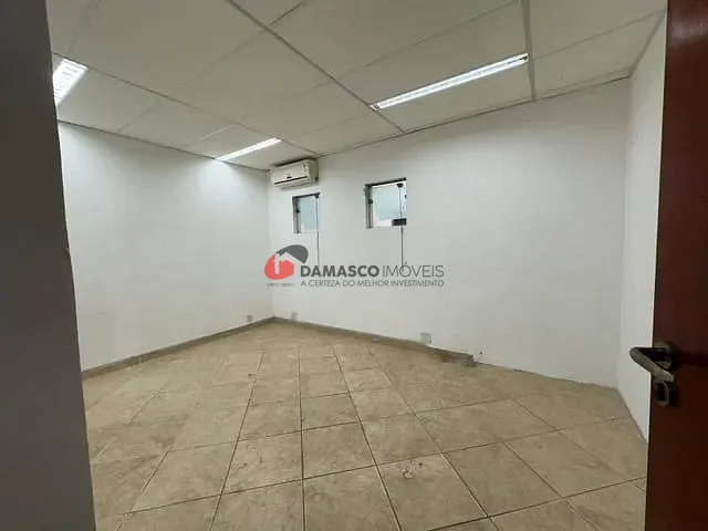 Sala com 200m², para alugar, no bairro Barcelona em São Caetano do Sul