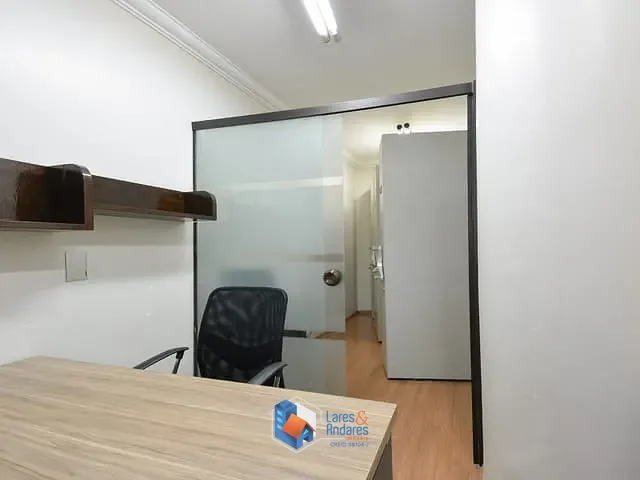 Sala com 126m², à venda, no bairro República em São Paulo