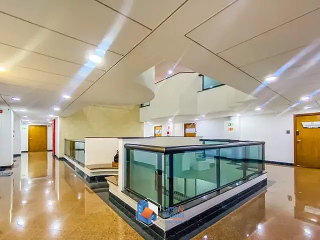 Sala com 38m², à venda, no bairro Moema em São Paulo