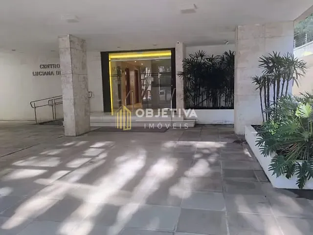 Sala com 120m², para alugar, no bairro Moinhos de Vento em Porto Alegre