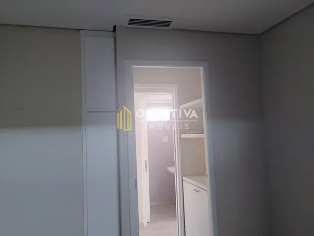 Sala com 120m², para alugar, no bairro Moinhos de Vento em Porto Alegre