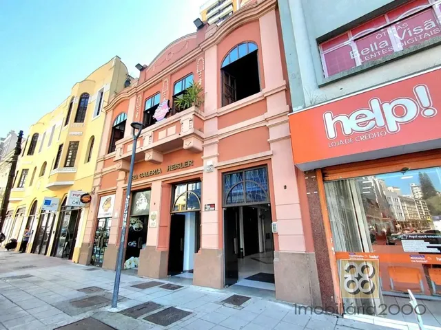 Sala à venda, no bairro Centro em Curitiba