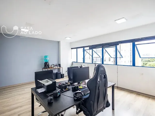 Sala à venda, no bairro Bigorrilho em Curitiba