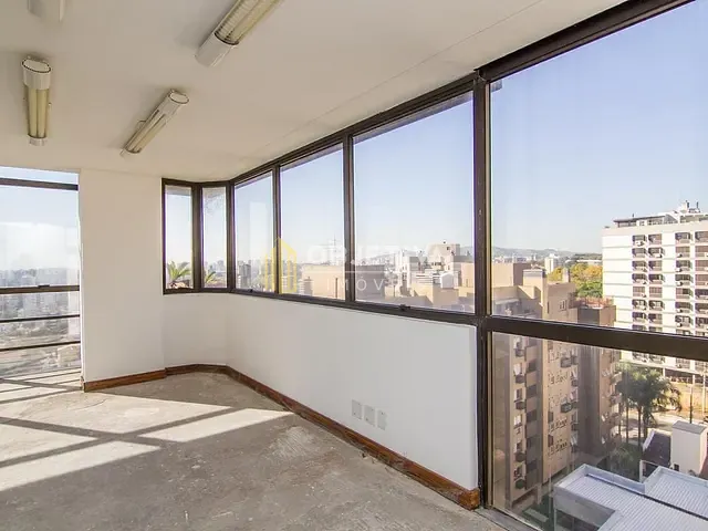 Sala para alugar, no bairro Auxiliadora em Porto Alegre