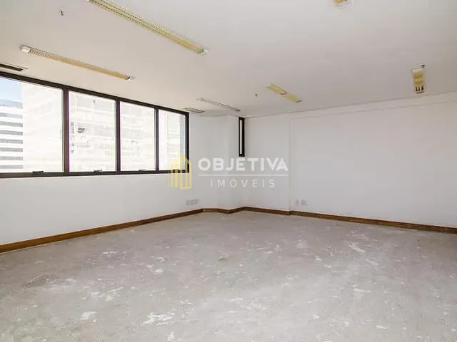 Sala para alugar, no bairro Auxiliadora em Porto Alegre