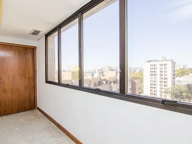 Sala para alugar, no bairro Auxiliadora em Porto Alegre
