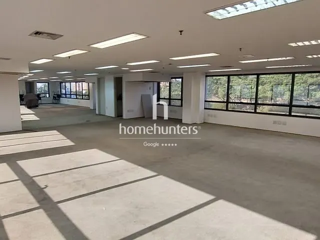 Sala com 226m², para alugar, no bairro Cambuí em Campinas