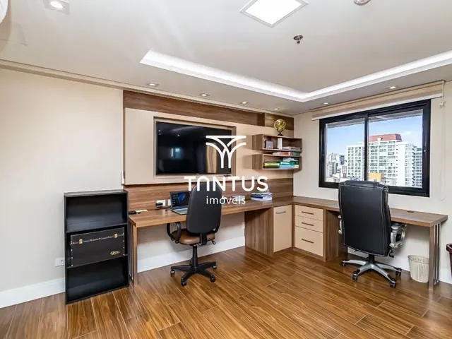 Sala à venda, no bairro Centro em Curitiba
