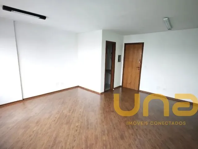 Sala à venda, no bairro PORTAO em Curitiba