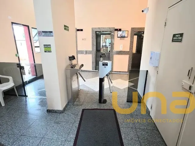 Sala à venda, no bairro PORTAO em Curitiba
