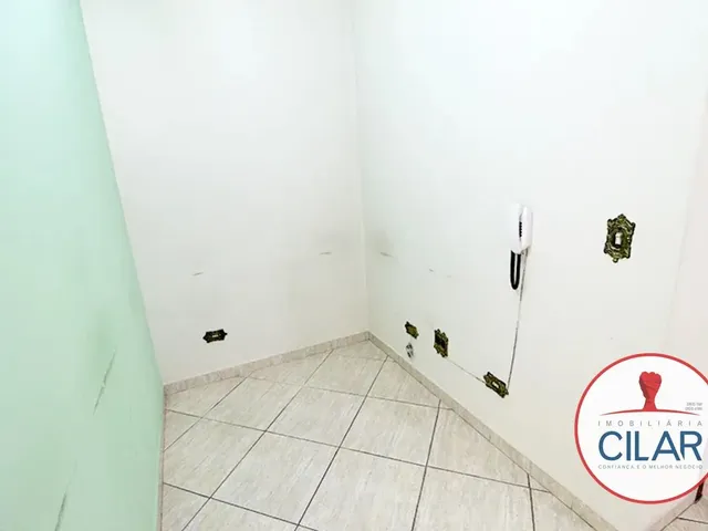 Sala à venda, no bairro Centro em Curitiba