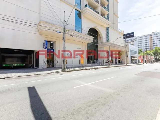 Sala à venda, no bairro Centro em Curitiba