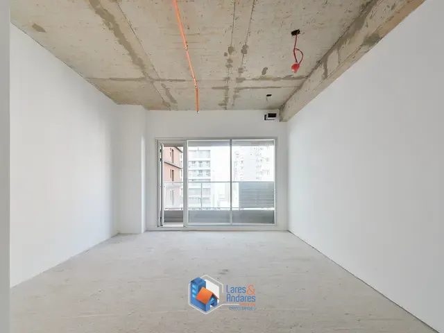 Sala com 36m², à venda, no bairro Cerqueira César em São Paulo