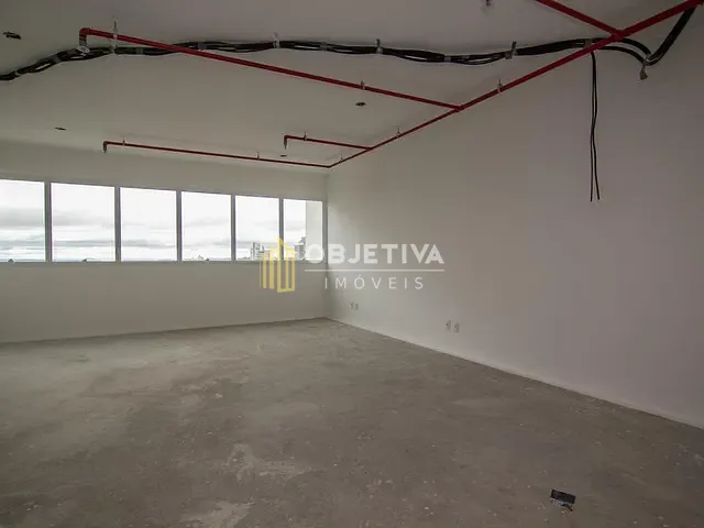 Sala para alugar, no bairro Floresta em Porto Alegre