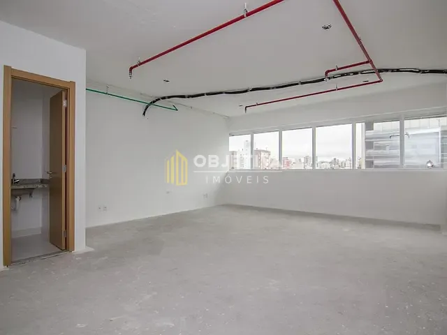 Sala para alugar, no bairro Floresta em Porto Alegre