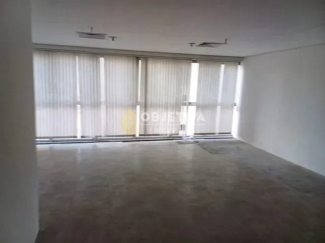 Sala à venda, no bairro Centro Histórico em Porto Alegre