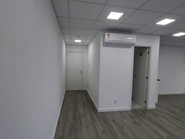 Foto do Sala - Conjunto comercial para venda em Campestre, 38m² | Lares e Andares Imóveis