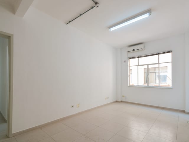 Foto do Sala - Conjunto comercial para venda em República, 75m² | Lares e Andares Imóveis
