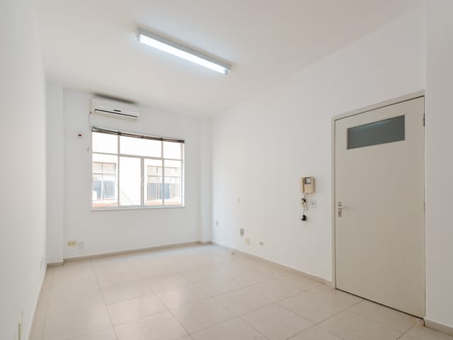 Foto do Sala - Conjunto comercial para venda em República, 75m² | Lares e Andares Imóveis