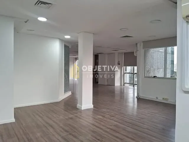 Sala para alugar, no bairro Petrópolis em Porto Alegre