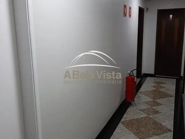 Sala à venda, no bairro Vila Osasco em Osasco