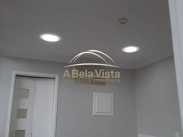 Sala à venda, no bairro Vila Osasco em Osasco