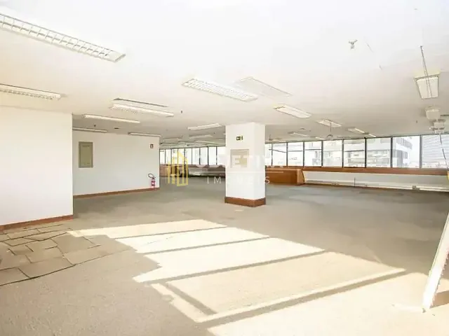 Sala para alugar, no bairro Auxiliadora em Porto Alegre
